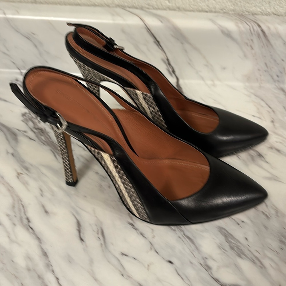 ❤️ Beautiful Sigerson Morrison slingback